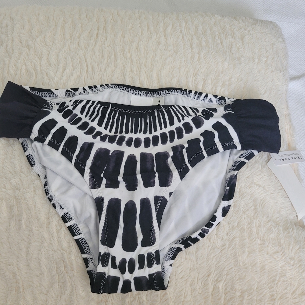 TRINA TURK SWIN Size 6 Black and White Patterned Bikini Bottom